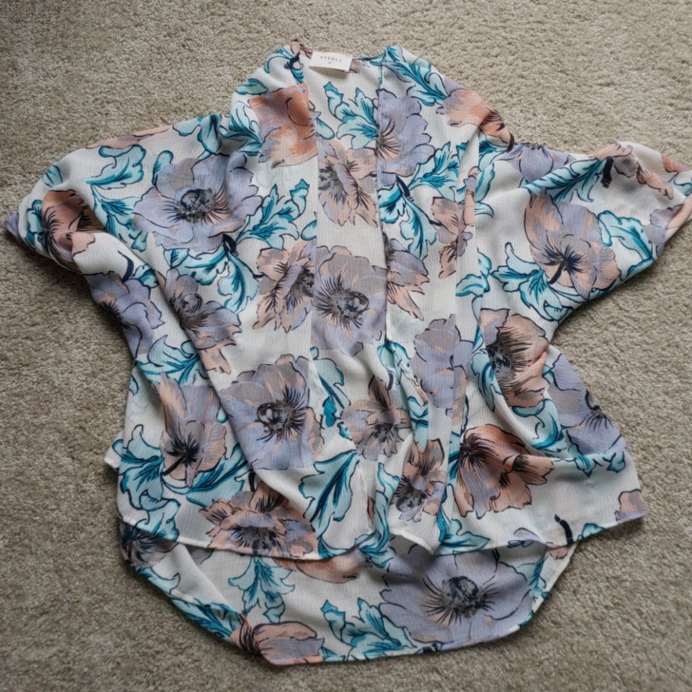 Everly kimono